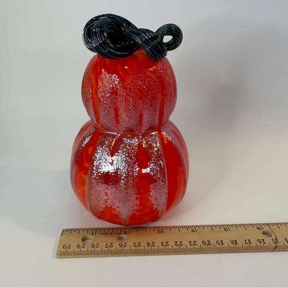 Beautiful Hand Blown‎ Glasss Pumpkin Gourd Orange Shimmer Iridescent